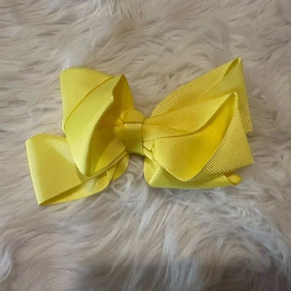Soft Yellow 6" Boutique Bow   4B2284  Handmade NWT Boutique